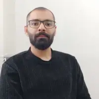 محمد صحراگرد محمد صحراگرد روانشناس بالینی نوجوان و مشاور تحصیلی