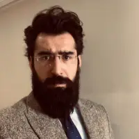 امیرحسین جعفری امیرحسین جعفری کارگزار رسمى بیمه مرکزى